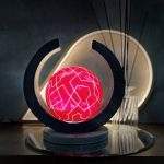 Abbraccio geometrico- Rosso