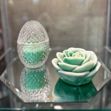 Composizione candela vetro e rosa